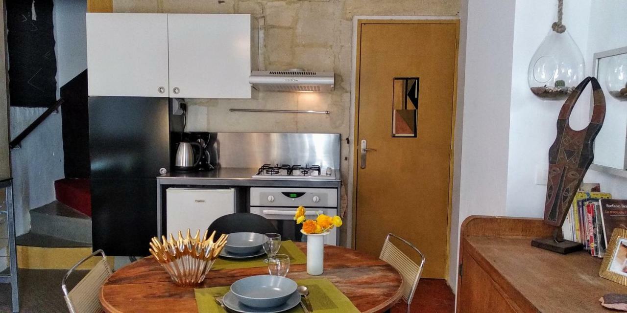 Apartamento Le Nid Des Arenes Arlés Exterior foto